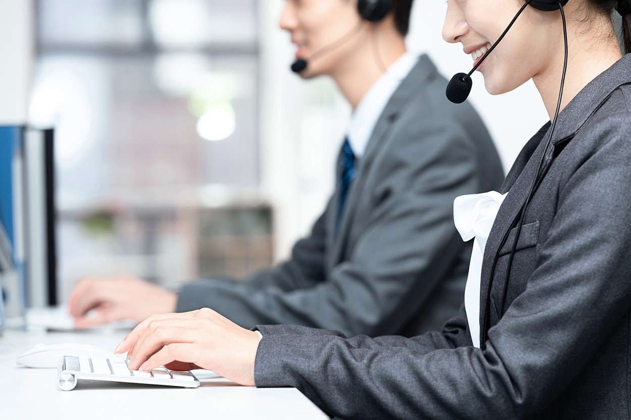 customer service-1.jpg